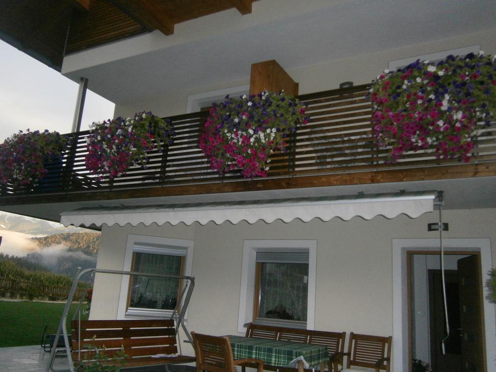Haus Spielbichl Apartamento San Lorenzo di Sebato Exterior foto